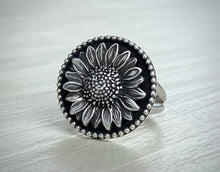 Load image into Gallery viewer, Sunflower Ring
