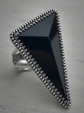 Load image into Gallery viewer, Faceted Black Triangle Ring