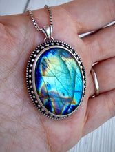 Load image into Gallery viewer, Beaded Labradorite Pendant
