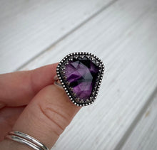 Load image into Gallery viewer, Trapiche Amethyst Coffin Ring