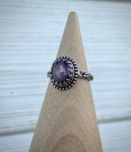 Load image into Gallery viewer, Lavender Star Ruby Ring